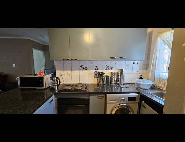 2 BEDROOM TOWNHOUSE FOR SALE IN MEYERSDAL